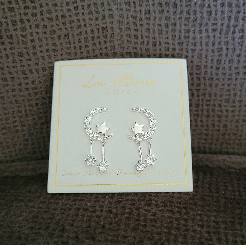 La Meno Silver🤍 Starling🌠 Earrings - Picture 3 of 15